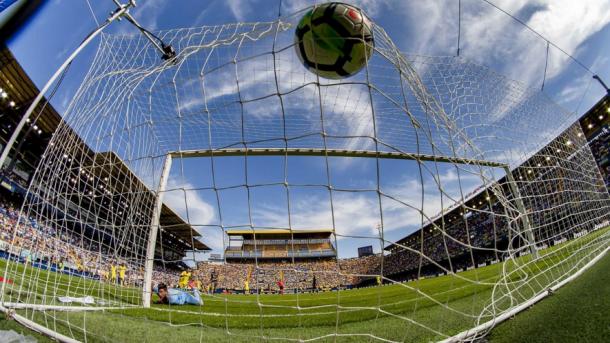 Postal del gol de Mario en el Estadio De La Cerámica. Foto: Villarreal CF