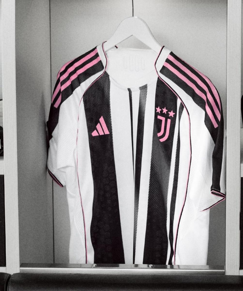 Nuova maglia per la prossima stagione/ Ig Juventus