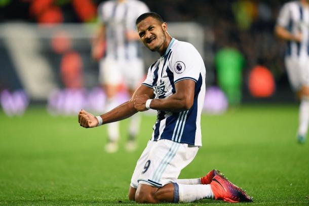 Rondón celebrando un gol la pasada temporada. Fuente: Salomón Rondón (Twitter)