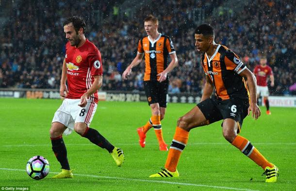 Davies was impressive at the KCOM Stadium against United (photo: Getty Images)