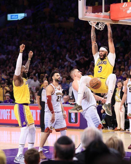 Fuente: Los Angeles Lakers