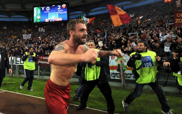 De Rossi celebrates a derby win | Photo: bigsoccer.com