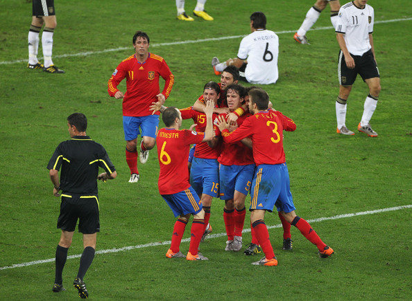 Muita comemoração no gol de Puyol | Steve Haag/Getty Images