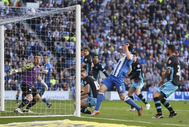 Lewis Dunk capitalised on poor marking to put his side ahead on the night | Photo:  Jason Brown/JMP/Rex/Shutterstock