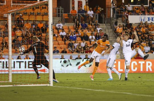 Alberth Elis scored the opening goal for the Houston Dynamo. | Photo: USA Today Sports