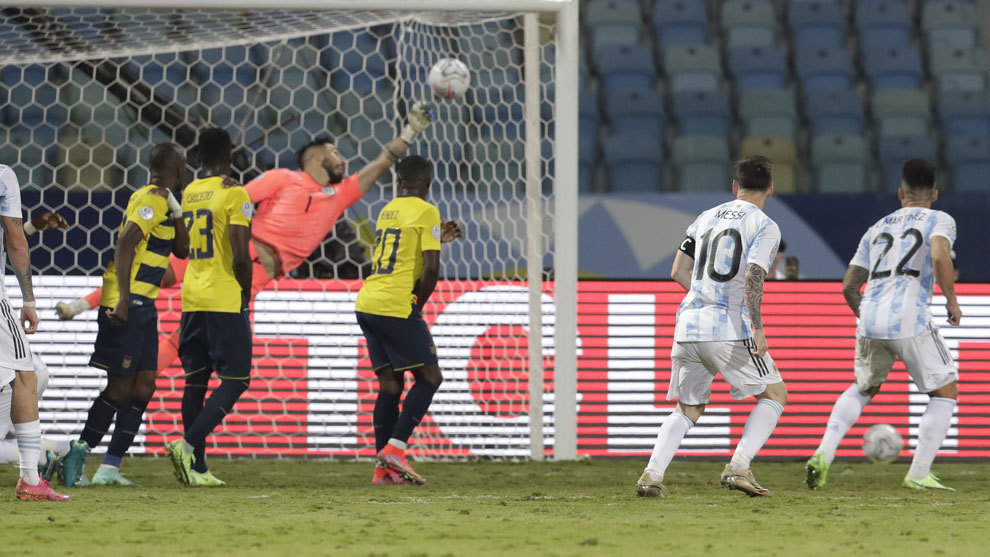 La joya de Messi para cerrar la goleada contar Ecuador (Foto: Marca).