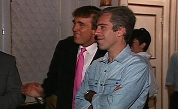 Donald Trump y Epstein en una de sus fiestas / Fuente: CNN