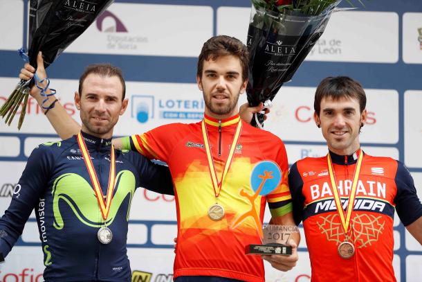Herrada en el podio de los nacionales, con Valverde y Ion Izagirre | Fuente: Movistar Team