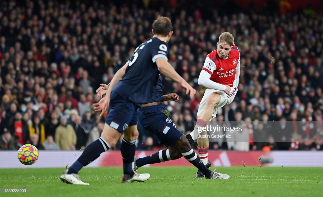 Arsenal v <strong><a  data-cke-saved-href='https://www.vavel.com/en/football/2022/01/30/arsenal/1100077-the-rundown-how-have-arsenal-performed-in-202122-so-far.html' href='https://www.vavel.com/en/football/2022/01/30/arsenal/1100077-the-rundown-how-have-arsenal-performed-in-202122-so-far.html'>West Ham</a></strong> United - <strong><a  data-cke-saved-href='https://www.vavel.com/en/football/2022/04/14/arsenal/1108421-mikel-arteta-faced-with-selection-headache-ahead-of-trip-to-the-south-coast.html' href='https://www.vavel.com/en/football/2022/04/14/arsenal/1108421-mikel-arteta-faced-with-selection-headache-ahead-of-trip-to-the-south-coast.html'>Premier League</a></strong> LONDON, ENGLAND - DECEMBER 15: Emile Smith Rowe of Arsenal scores their team's second goal during the <strong><a  data-cke-saved-href='https://www.vavel.com/en/football/2022/04/14/arsenal/1108421-mikel-arteta-faced-with-selection-headache-ahead-of-trip-to-the-south-coast.html' href='https://www.vavel.com/en/football/2022/04/14/arsenal/1108421-mikel-arteta-faced-with-selection-headache-ahead-of-trip-to-the-south-coast.html'>Premier League</a></strong> match between Arsenal and <strong><a  data-cke-saved-href='https://www.vavel.com/en/football/2022/01/30/arsenal/1100077-the-rundown-how-have-arsenal-performed-in-202122-so-far.html' href='https://www.vavel.com/en/football/2022/01/30/arsenal/1100077-the-rundown-how-have-arsenal-performed-in-202122-so-far.html'>West Ham</a></strong> United at Emirates Stadium on December 15, 2021 in London, England. (Photo by Justin Setterfield/Getty Images)