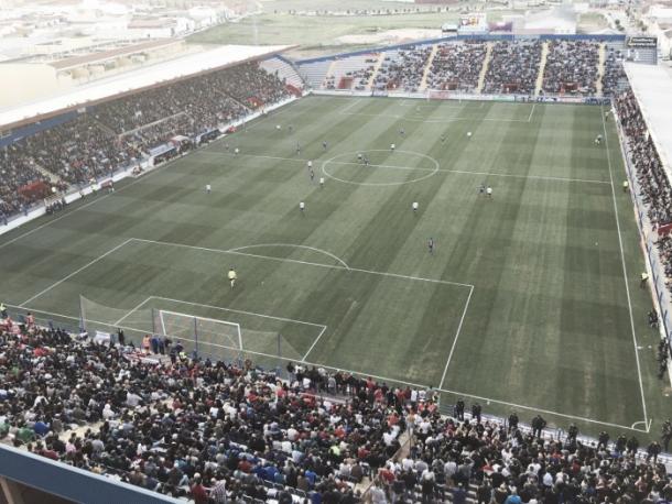 Más de 10000 espectadores en el Mérida- Extremadura (fuente Twitter)