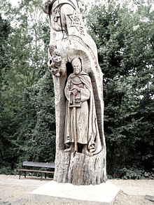 Estatua templaria en madera, fuente: wikicomons