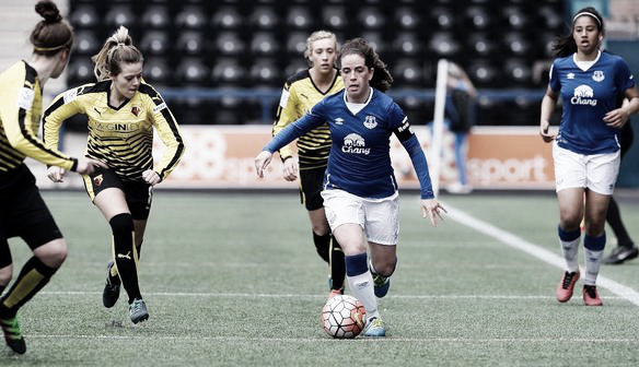 Everton's captain Michelle Hinnigan with the ball. Photo: http://everton.fawsl.com/