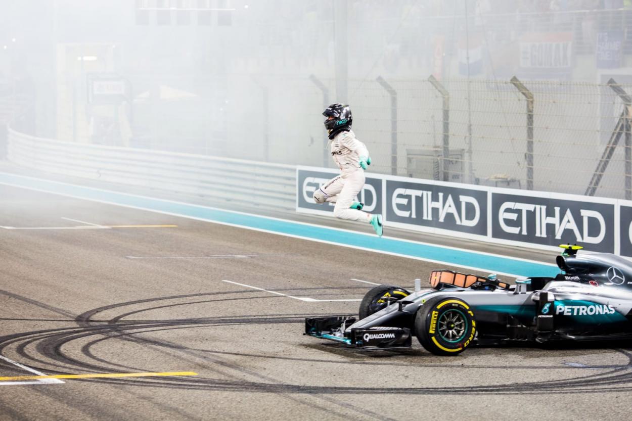 Nico Rosberg en Abu Dhabi 2016. Vía: Red Bull