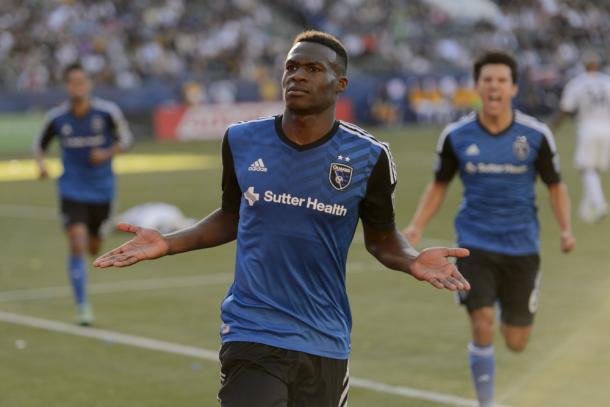 Earthquakes' midfielder Fatai Alashe stuns the StubHub Center by scoring the equalizer at the 87th minute against the LA Galaxy. Photo provided by USA TODAY Sports. 