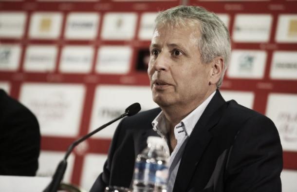 Lucien Favre ante los medios. Foto: niza.fr