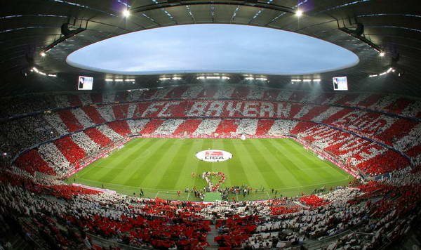 O Allianz Arena é o palco do jogo desta noite (Foto: FCBayern.com)