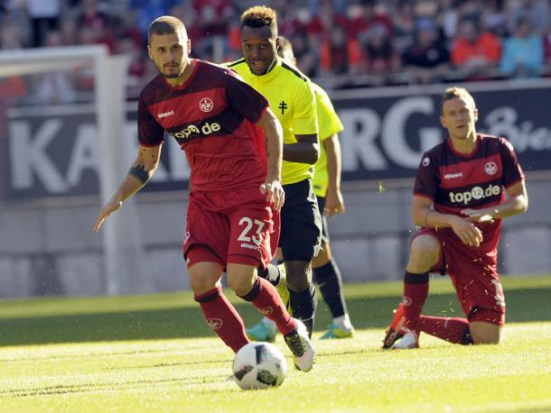 Mateusz Klich playing against FC Metz | Photo: 1.FC Kaiserslautern