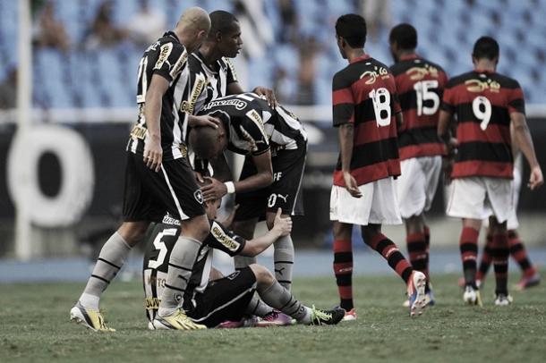 Nos minutos finais da partida, Vitinho amplia e consolida vitória alvinegra (Foto: Divulgação/Botafogo)