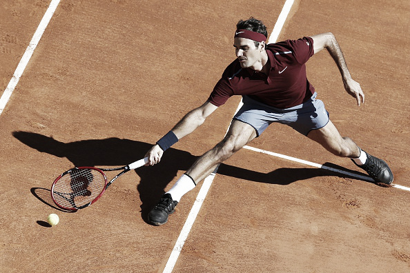 Federer during his first match on his return (Photo: Getty Images/Valery Hache)