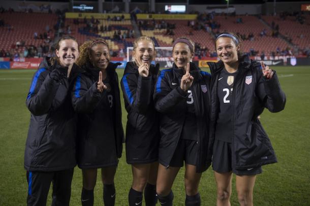 Andi Sullivan, Casey Short, Abby Dahlkemper, Lynn Williams, and Ashley Hatch from left to right on the night of their first caps with the USWNT l Source: ussoccer.com