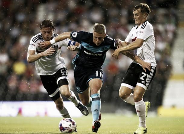 New signing Viktor Fischer fights against the Fulham defense in Boro's 2-1 defeat in the EFL | Photo: Getty