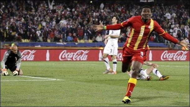 Asamoah Gyan classificou Gana para as quartas | Foto: Kevork Djansezian/Getty Images