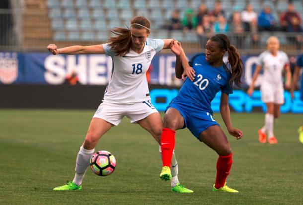 England's Jill Scott (white) fighting France's Grace Geyoro (blue) in the first half of the 2017 She Believes Cup. | Source: Mitchell Leff - Getty images