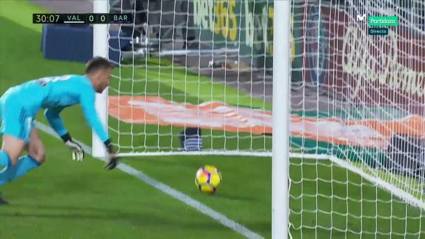 Incrível gol não validado pela arbitragem | Foto: Reprodução
