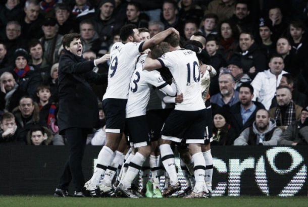 Los jugadores del Tottenham celebran uno de los goles ante el Crystal Palace. Foto: Getty vía VAVEL
