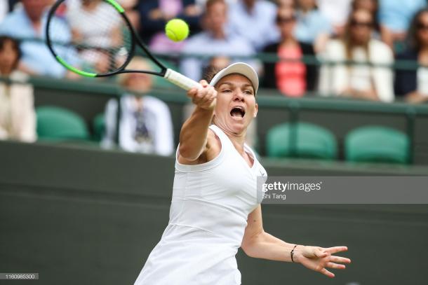 Halep ran away with the second set to reach her second career Wimbledon semifinal/Photo: Shi Tang/Getty Images