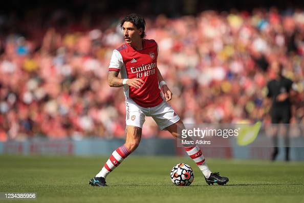 LONDON, ENGLAND - AUGUST 01: Hector Bellerin of Arsenal during the Pre Season Friendly between Arsenal and Chelsea at Emirates Stadium on August 1, 2021 in London, England. (Photo by Marc Atkins/Getty Images)