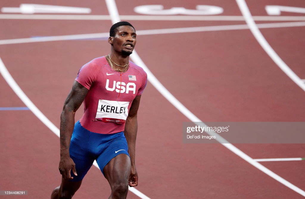 Kerley in action during his silver-medal run in the 100 meters/Photo: Berengui/DeFodi Images via <b><a href='https://vavel.com/en-us/more-sports/2021/07/26/1079594-2020-tokyo-mens-basketball-day-1-wraup.html'>Getty Images</a></b>