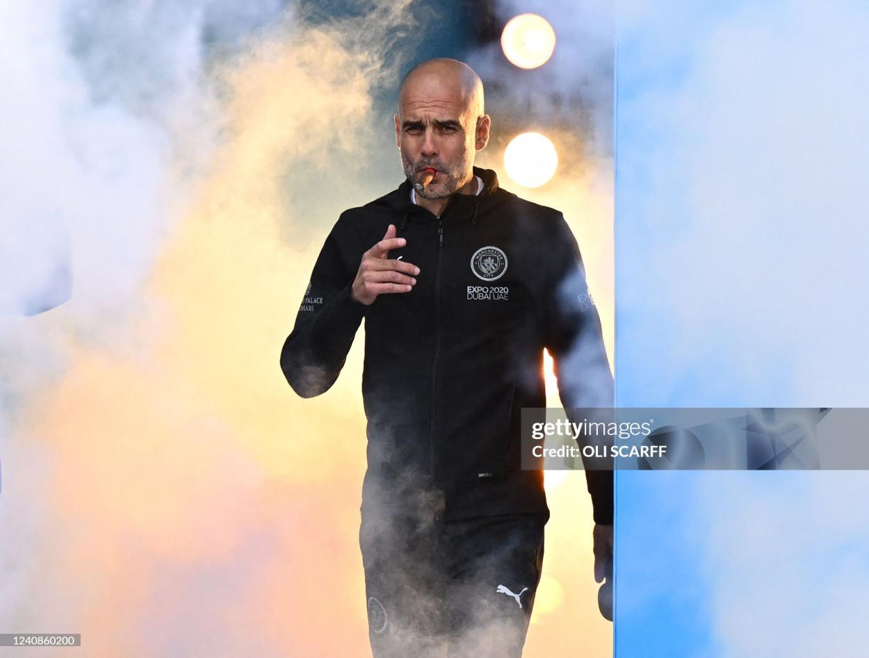 Pep Guardiola tras ganar el triplete la temporada pasada/ Fuente: Getty Images