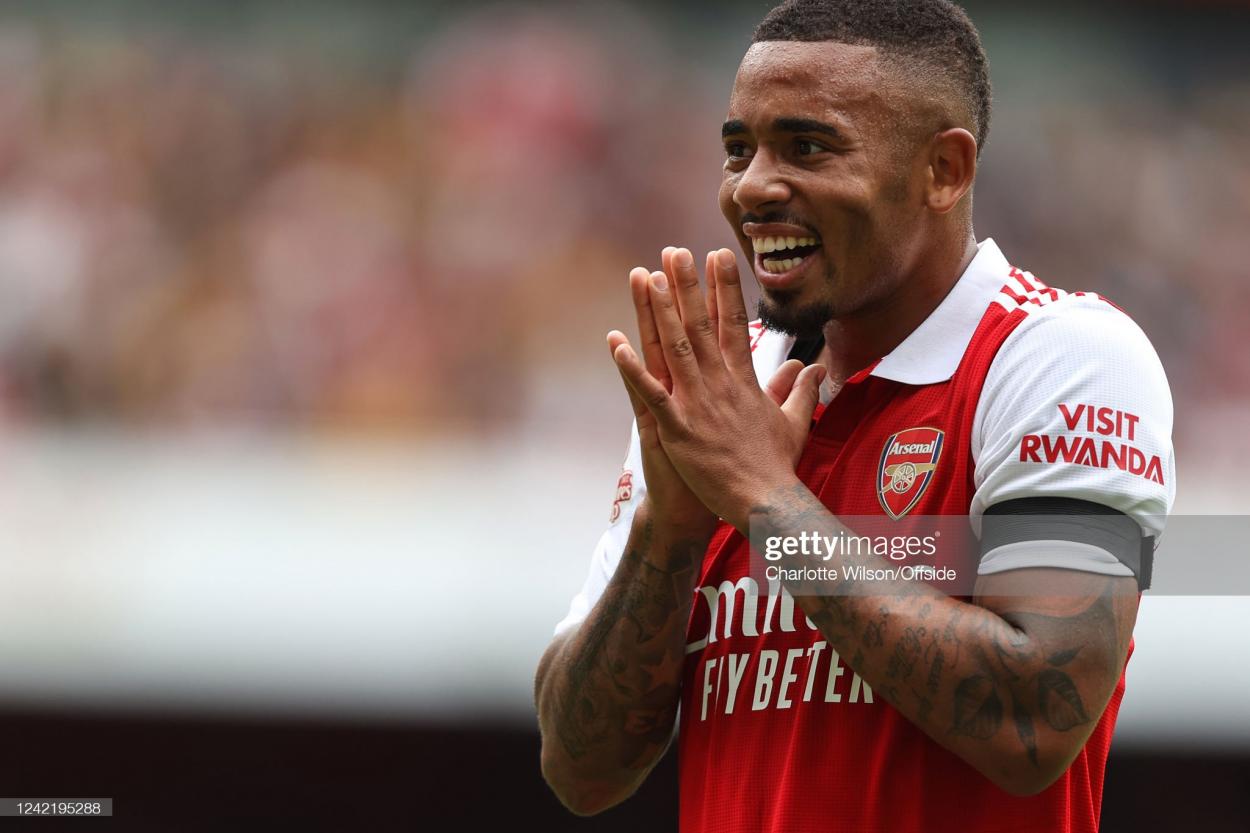 LONDON, ENGLAND - JULY 30: <strong><a  data-cke-saved-href='https://www.vavel.com/en/football/2020/12/23/arsenal/1052538-the-warm-down-city-ends-artetas-unbeaten-domestic-cup-record.html' href='https://www.vavel.com/en/football/2020/12/23/arsenal/1052538-the-warm-down-city-ends-artetas-unbeaten-domestic-cup-record.html'>Gabriel Jesus</a></strong> of Arsenal during Pre-Season Friendly, The Emirates Cup match between Arsenal and Sevilla at Emirates Stadium on July 30, 2022 in London, England. (Photo by Charlotte Wilson/Offside/Offside via Getty Images)