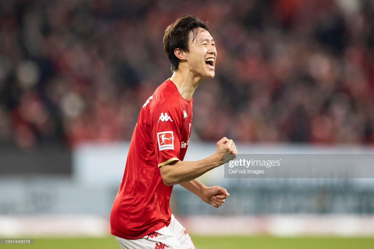 Jae-Sung Lee celebrating Mainz's win (Photo by Marco Steinbrenner/DeFodi Images via Getty Images)