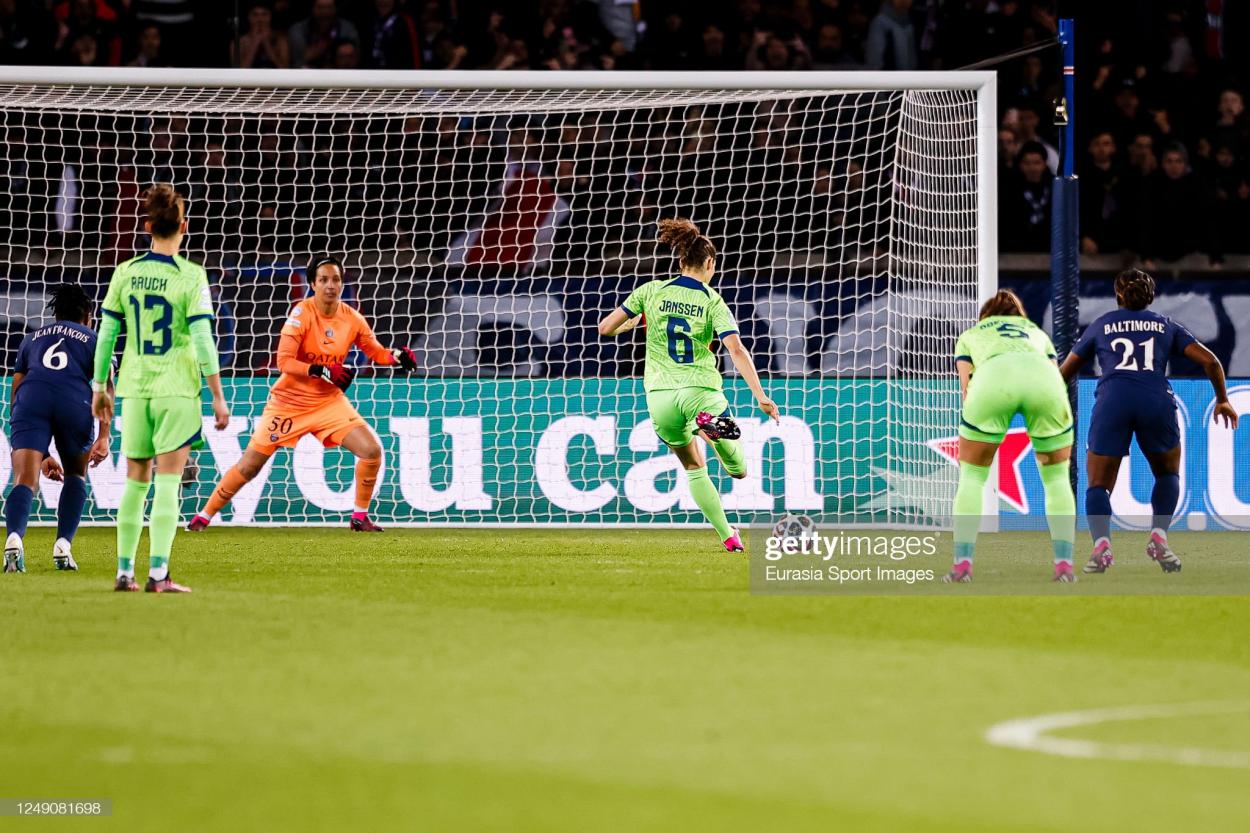 Janssen's goal separates the two sides (Photo by Antonio Borga/Eurasia Sport Images/Getty Images)