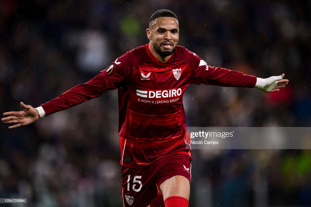 ALLIANZ STADIUM, TURIN, ITALY - 2023/05/11: Youssef En-Nesyri of Sevilla FC celebrates after scoring the opening goal during the UEFA Europa League semifinal first leg football match between Juventus FC and Sevilla FC. The match ended 1-1 tie. (Photo by Nicolò Campo/LightRocket via Getty Images)