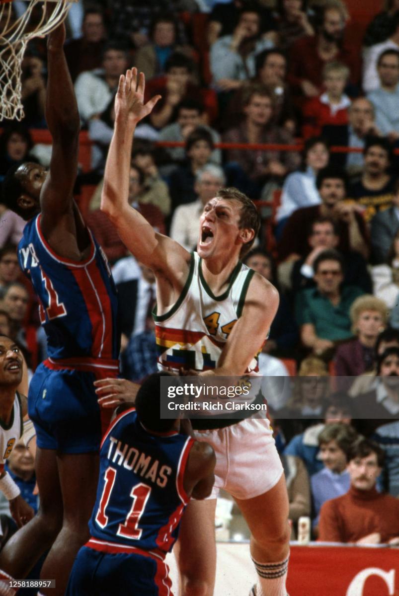 Denver's Dan Assel attacks the rim against the Pistons (Photo by Rich Clarkson /Sports Illustrated via Getty Images/Getty Images) (Set Number: X29439 TK1 R8 F26)