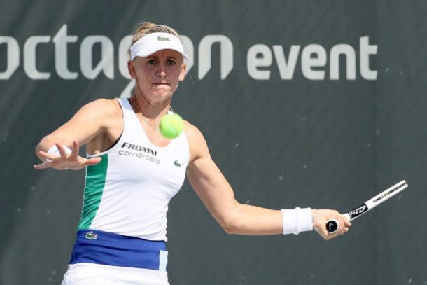 Teichmann hits a forehand during her match in Lexington/Photo: Dylan Buell/Getty Images