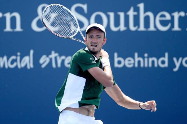 Medvedev in action against Bedene/Photo: Matthew Stockman/Getty Images