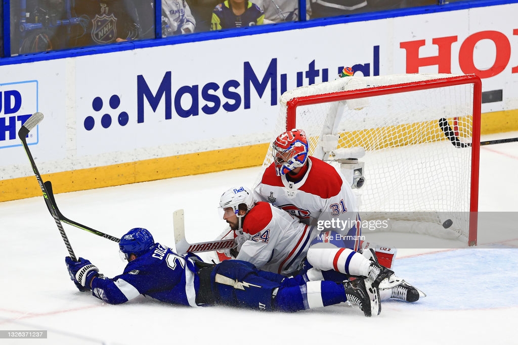 A diving Coleman (l.) beat Price for the game-winning goal/Photo: Mike Ehrmann/Getty Images