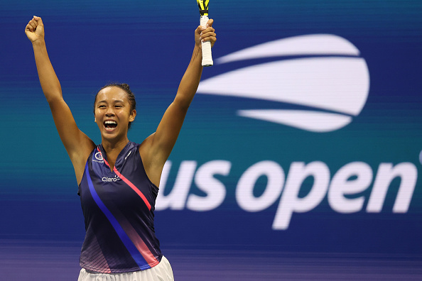 Fernandez reacts to taking the match over Osaka (Matthew Stockman/Getty Images)