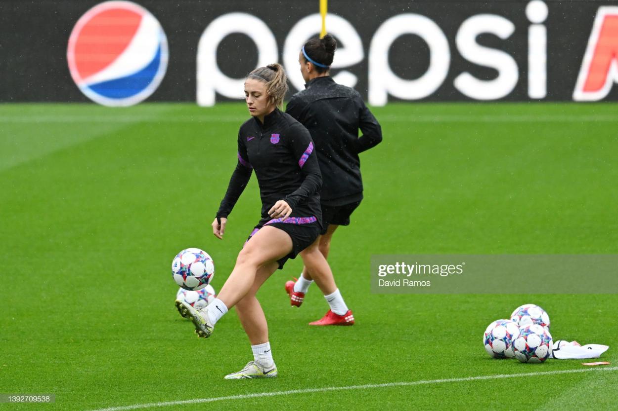 Alexia Putellas of FC Barcelona controls the ball during a FC Barcelona Women training session at Camp Nou on April 21, 2022 in Barcelona, Spain. FC Barcelona will face VfL Wolfsburg in the UEFA Women's Champions League Semi Final First Leg match on April 22, 2022. (Photo by David Ramos/Getty Images)