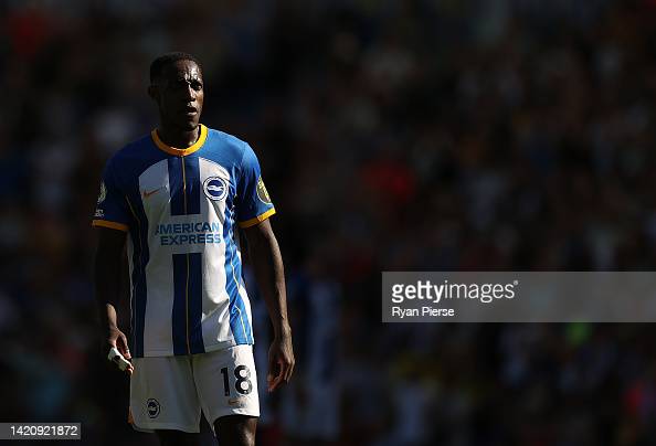 <strong><a href='https://www.vavel.com/en/football/2022/08/12/newcastle-united/1119567-brighton-vs-newcastlepremier-league-preview-gameweek-2-2022.html'>Danny Welbeck</a></strong> in Brighton's victory over <strong><a href='https://www.vavel.com/en/football/2022/09/15/premier-league/1123366-tottenham-vs-leicester-preview.html'>Leicester City</a></strong>. Photo by Ryan Pierse/GettyImages.