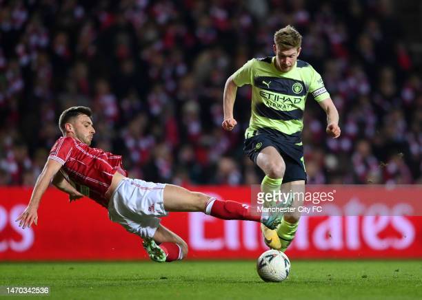 De Bruyne against <strong><a  data-cke-saved-href='https://www.vavel.com/en/football/2023/02/28/1139155-bristol-city-0-3-manchester-city-foden-double-seals-place-in-quarter-final.html' href='https://www.vavel.com/en/football/2023/02/28/1139155-bristol-city-0-3-manchester-city-foden-double-seals-place-in-quarter-final.html'>Bristol City</a></strong> (Photo by Manchester City FC via GettyImages)