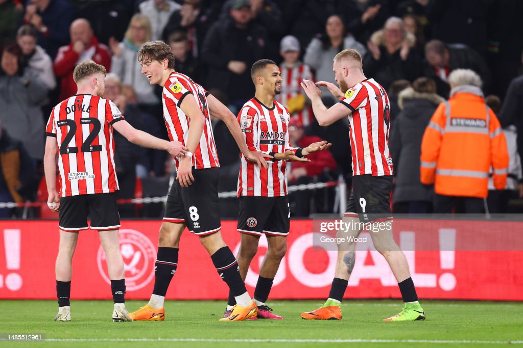 <strong><a  data-cke-saved-href='https://www.vavel.com/en/football/2023/07/30/premier-league/1152210-benie-traore-to-sheffield-united-what-can-the-young-talent-add-to-the-blades.html' href='https://www.vavel.com/en/football/2023/07/30/premier-league/1152210-benie-traore-to-sheffield-united-what-can-the-young-talent-add-to-the-blades.html'>Sheffield United</a></strong> celebrating last season against West Bromwich Albion (Photo by George Wood/Getty Images)