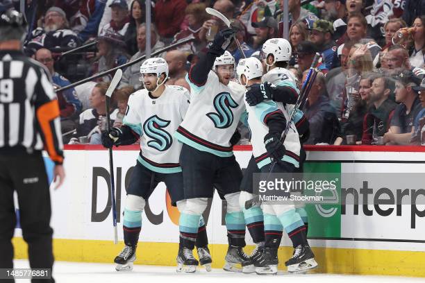 Tye Kartye celebrates with teammates after scoring his first career <strong><a  data-cke-saved-href='https://www.vavel.com/en-us/nhl/2023/04/28/1145229-2023-stanley-cup-playoffs-islanders-stave-off-elimination-in-game-5-victory-over-hurricanes.html' href='https://www.vavel.com/en-us/nhl/2023/04/28/1145229-2023-stanley-cup-playoffs-islanders-stave-off-elimination-in-game-5-victory-over-hurricanes.html'>Stanley Cup</a></strong> playoffs goal/Photo: Matthew Stockman/Getty Images