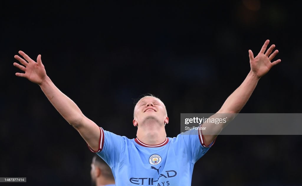 MANCHESTER, ENGLAND - MAY 03: <strong><a  data-cke-saved-href='https://www.vavel.com/en/international-football/2023/03/14/champions-league/1140665-manchester-city-7-0-rb-leipzig-post-match-player-ratings.html' href='https://www.vavel.com/en/international-football/2023/03/14/champions-league/1140665-manchester-city-7-0-rb-leipzig-post-match-player-ratings.html'>Manchester City</a></strong> striker Erling Haaland celebrates after scoring the 2nd City goal and his record breaking 35th <strong><a  data-cke-saved-href='https://www.vavel.com/en/football/2023/05/08/premier-league/1146229-mateo-joseph-the-next-rodrigo.html' href='https://www.vavel.com/en/football/2023/05/08/premier-league/1146229-mateo-joseph-the-next-rodrigo.html'>Premier League</a></strong> goal of the season during the <strong><a  data-cke-saved-href='https://www.vavel.com/en/football/2023/05/08/premier-league/1146229-mateo-joseph-the-next-rodrigo.html' href='https://www.vavel.com/en/football/2023/05/08/premier-league/1146229-mateo-joseph-the-next-rodrigo.html'>Premier League</a></strong> match between <strong><a  data-cke-saved-href='https://www.vavel.com/en/international-football/2023/03/14/champions-league/1140665-manchester-city-7-0-rb-leipzig-post-match-player-ratings.html' href='https://www.vavel.com/en/international-football/2023/03/14/champions-league/1140665-manchester-city-7-0-rb-leipzig-post-match-player-ratings.html'>Manchester City</a></strong> and West Ham United at Etihad Stadium on May 03, 2023 in Manchester, England. (Photo by Stu Forster/Getty Images)