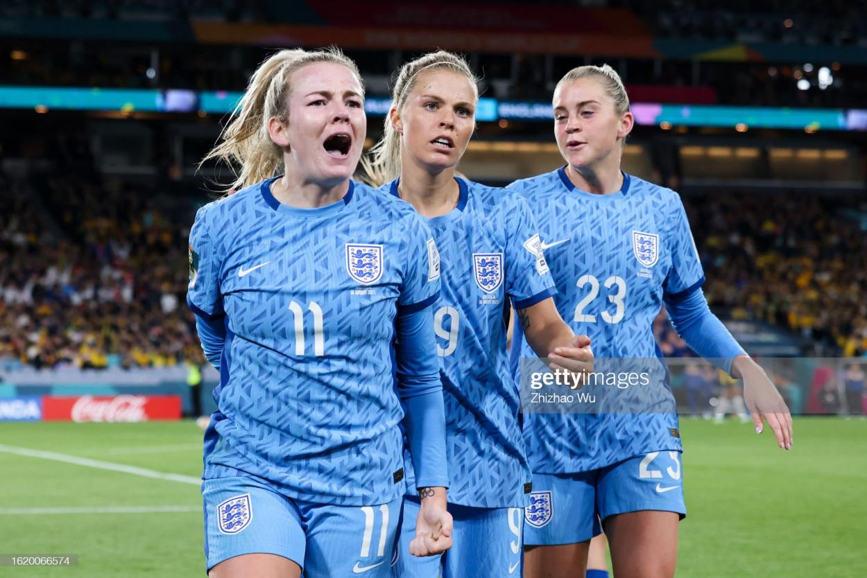 SYDNEY, AUSTRALIA - AUGUST 16: Lauren Hemp #11 of England celebrates her goal with teammates during the FIFA Women's <strong><a  data-cke-saved-href='https://www.vavel.com/en/football/2023/08/20/womens-football/1153851-spain-1-0-england-olgas-strike-sees-lionesses-world-cup-end-in-heartbreak.html' href='https://www.vavel.com/en/football/2023/08/20/womens-football/1153851-spain-1-0-england-olgas-strike-sees-lionesses-world-cup-end-in-heartbreak.html'>World Cup</a></strong> Australia & New Zealand 2023 Semi Final match between Australia and England at Stadium Australia on August 16, 2023 in Sydney, Australia. (Photo by Zhizhao Wu/Getty Images)