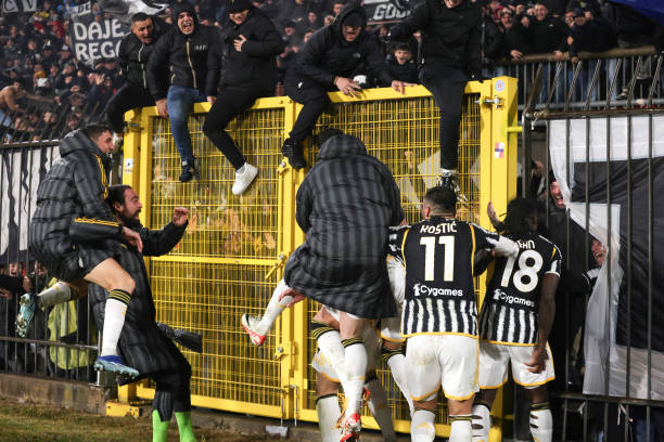 Los jugadores de la Juventus celebrando la victoria frente el Monza. Foto: Getty Images
